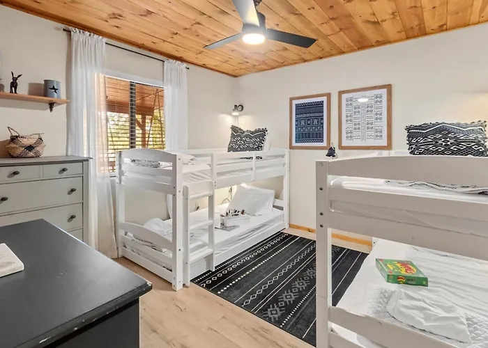 Holiday home Cozy In With A Deck, Fireplace And Pet Friendly Heber